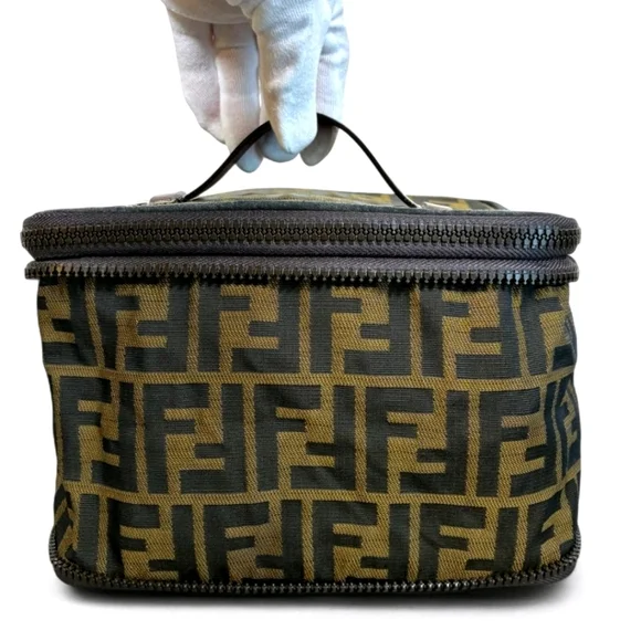 FENDI Vanity Vintage bag zucca 🤎EUC8 - Picture 2 of 16